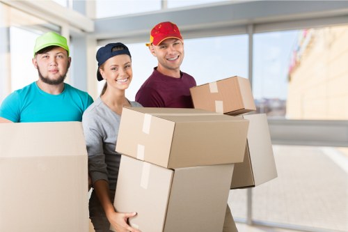 Affordable man with a van Bermondsey for house and office moves