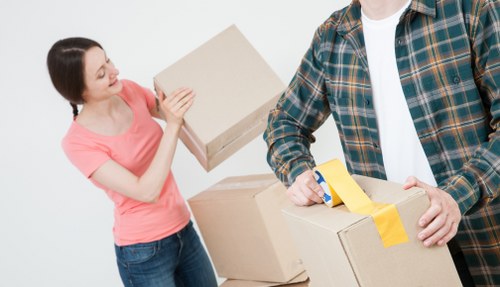 Example of a flat move in Bermondsey with furniture and boxes